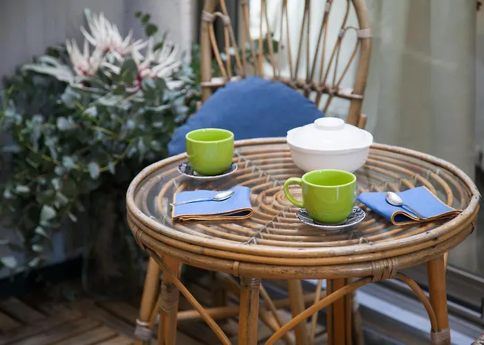 Beautiful Silent Apartment Private Parking